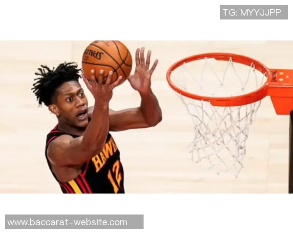 小南斯赞亨特表现如莱昂纳德全场9中7砍17分7篮板展现得分能力 小南斯赞亨特表现如莱昂纳德全场9中7砍17分7篮板展现得分能力