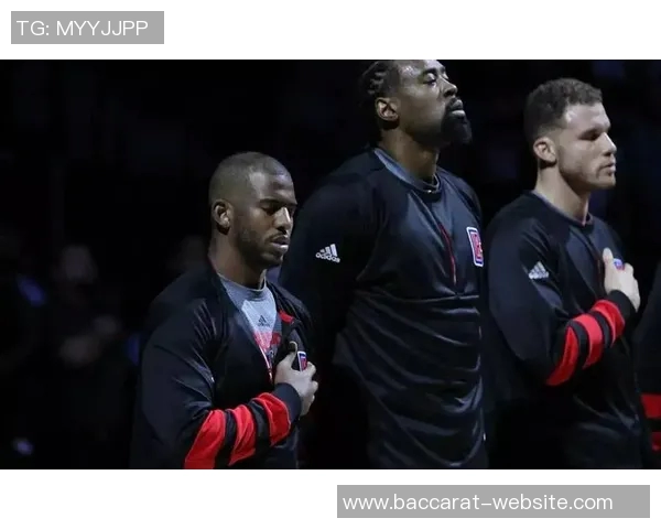 保罗期待与格里芬等人共同退役球衣在快船的荣耀时刻