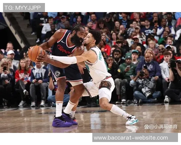 保罗状态低迷表现不佳仅得4分4助攻失误频繁影响球队表现